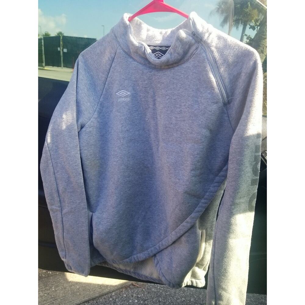 Umbro Cross Cut Sweatshirt Women’s Adult Size XL‎ 14/16 Gray Long Sleeve